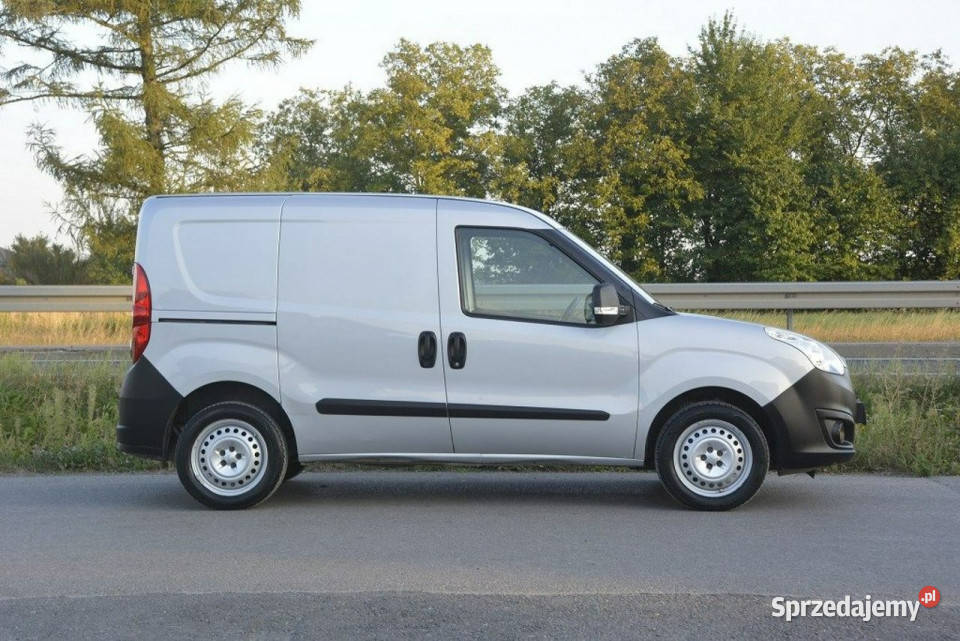 Opel Combo 14 Benzyna Gaz gwarancja przebiegu ESP podkarpackie