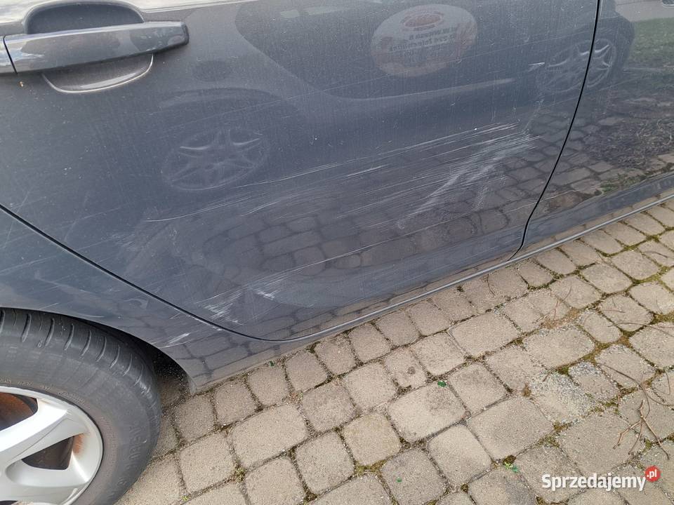 Syndyk sprzeda pojazd OPEL ASTRA 4/5 Tomaszów Mazowiecki