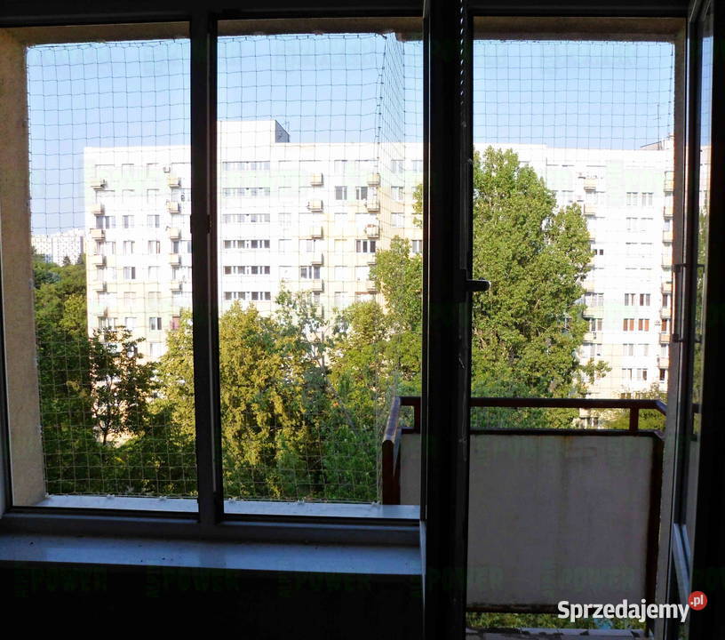Siatki chroniące przed ptakami montaż Warszawa