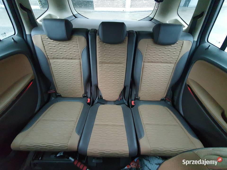 Opel Zafira Tourer wersja C silnik 20D CDTI 2014 Radom sprzedam