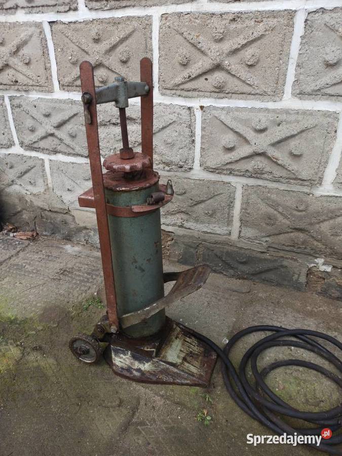 Stara duża towotnica nożna 80 stal żeliwo cięzka wielkopolskie Sulmierzyce sprzedam