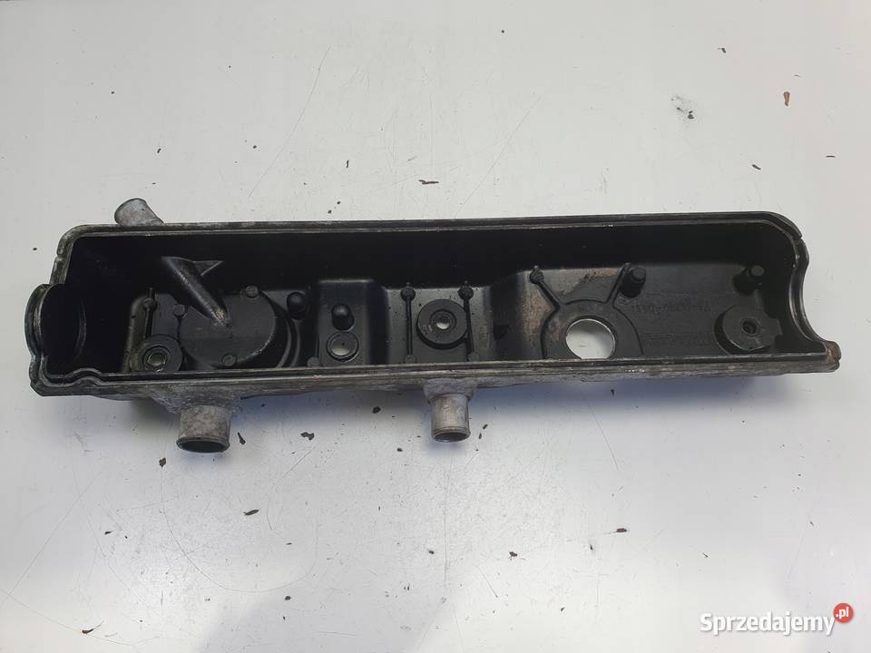 Ford Transit Connect 18 TDCi POKRYWA ZAWORÓW osobowe Głowice cylindrów