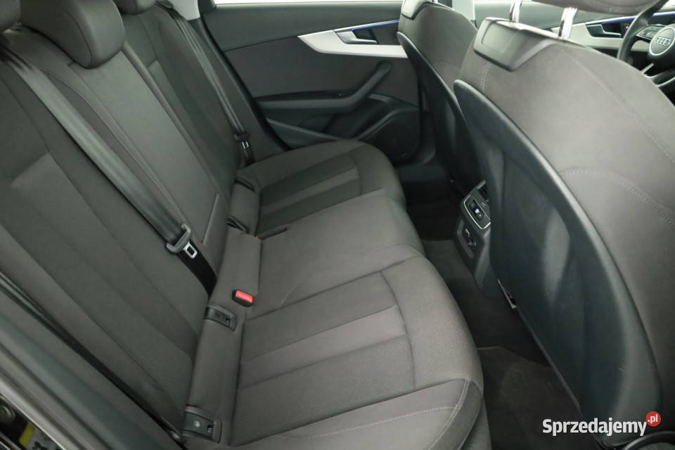 Audi A4 35 TFSI radio Piaseczno