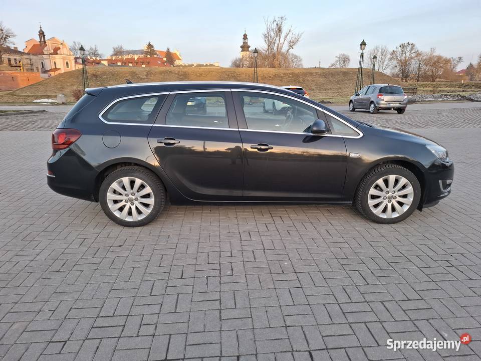 Opel Astra Cosmo 2015 14 Turbo 140 serwis ASO manualna