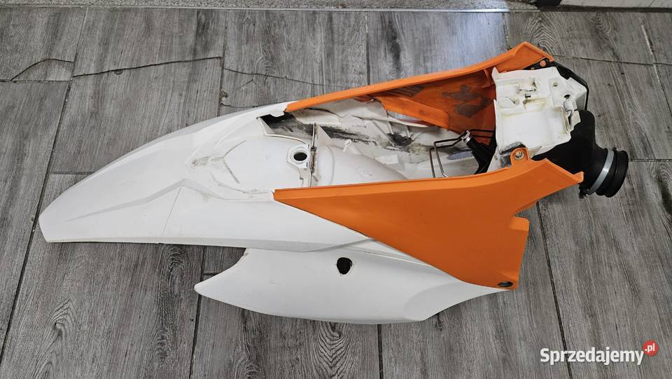 Komplet plastików tylnych zadupka oryginał KTM Turek