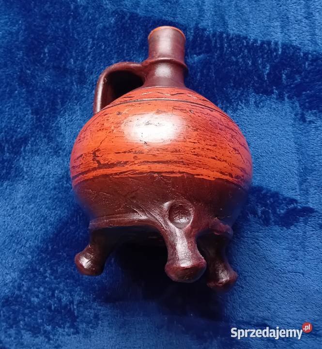 Ręcznie formowana karafka na 3 nóżkach Ceramica wielkopolskie Koźminek sprzedam