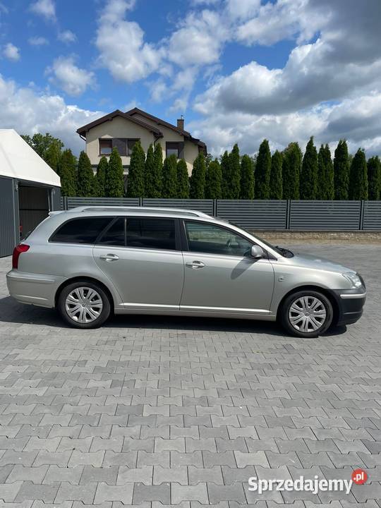 Toyota Avensis T25 22 D4D 2200cm3 Gręzów