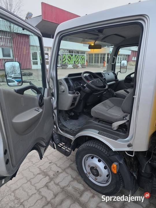 Nissan Cabstar 25 D 2010 r Nissan