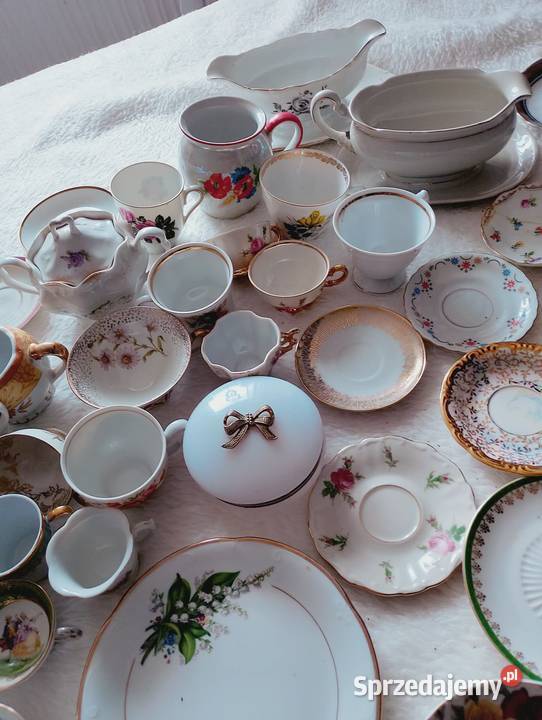 Stara sygnowana porcelana ponad 90 sztuk Porcelana i szkło Koszalin