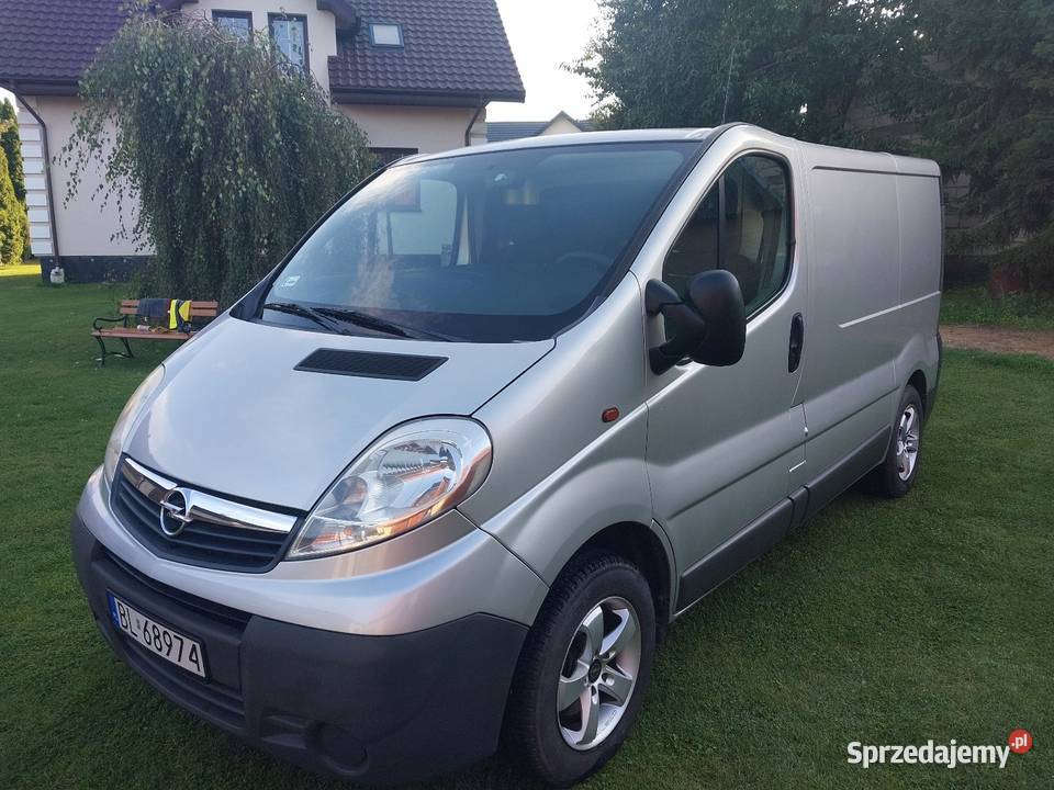 Opel Vivaro 20 diesel stan serwisowany na czas Samochody dostawcze Łomża sprzedam