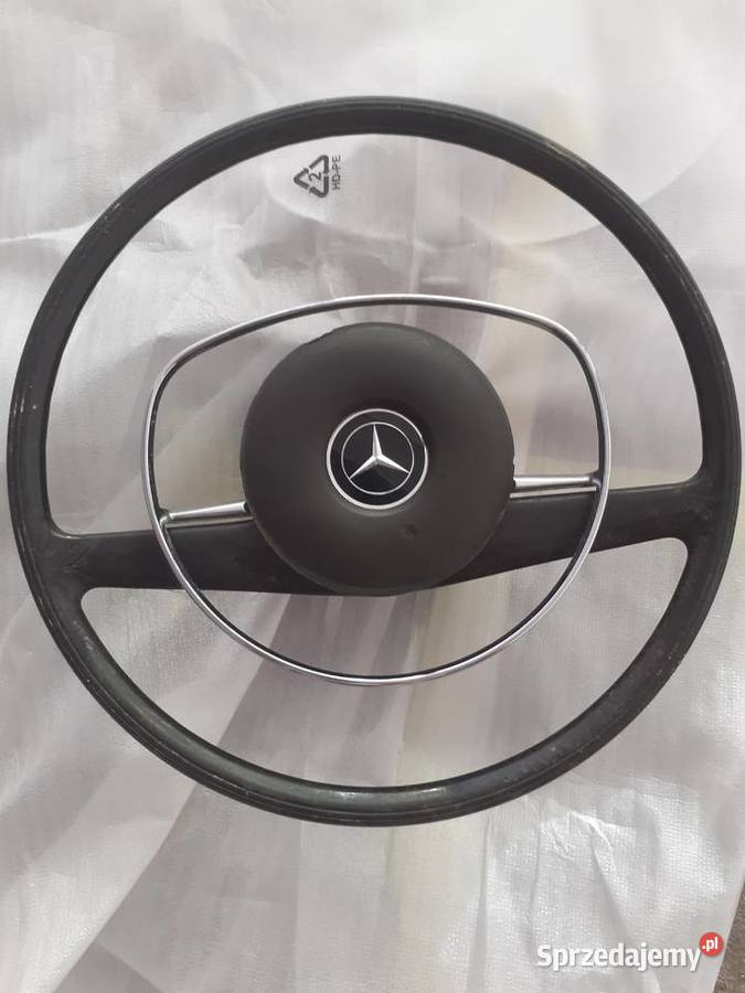 MERCEDES W114 W115 Toruń