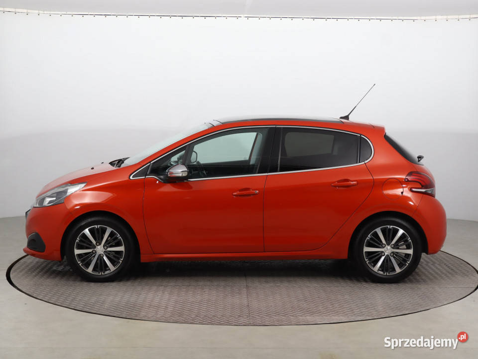 Peugeot 208 12 PureTech Bielany Wrocławskie