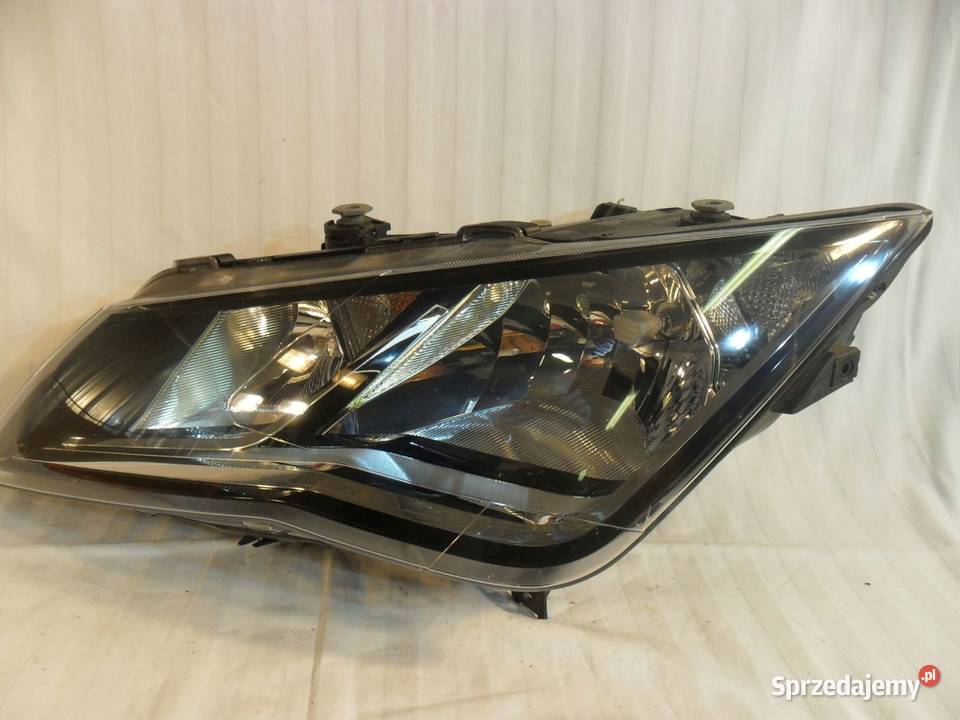 Lampa Przednia Lewa Seat Leon 5F Nowy Tomyśl
