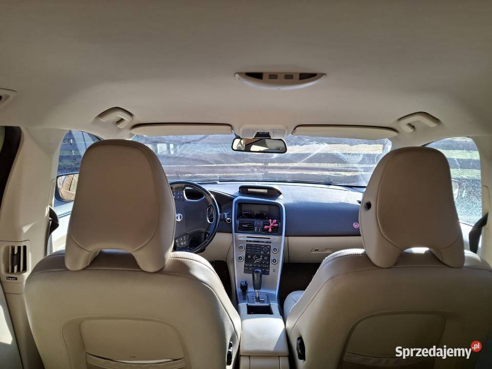 Sprzedam Volvo xc60 24D5 Uherce Mineralne