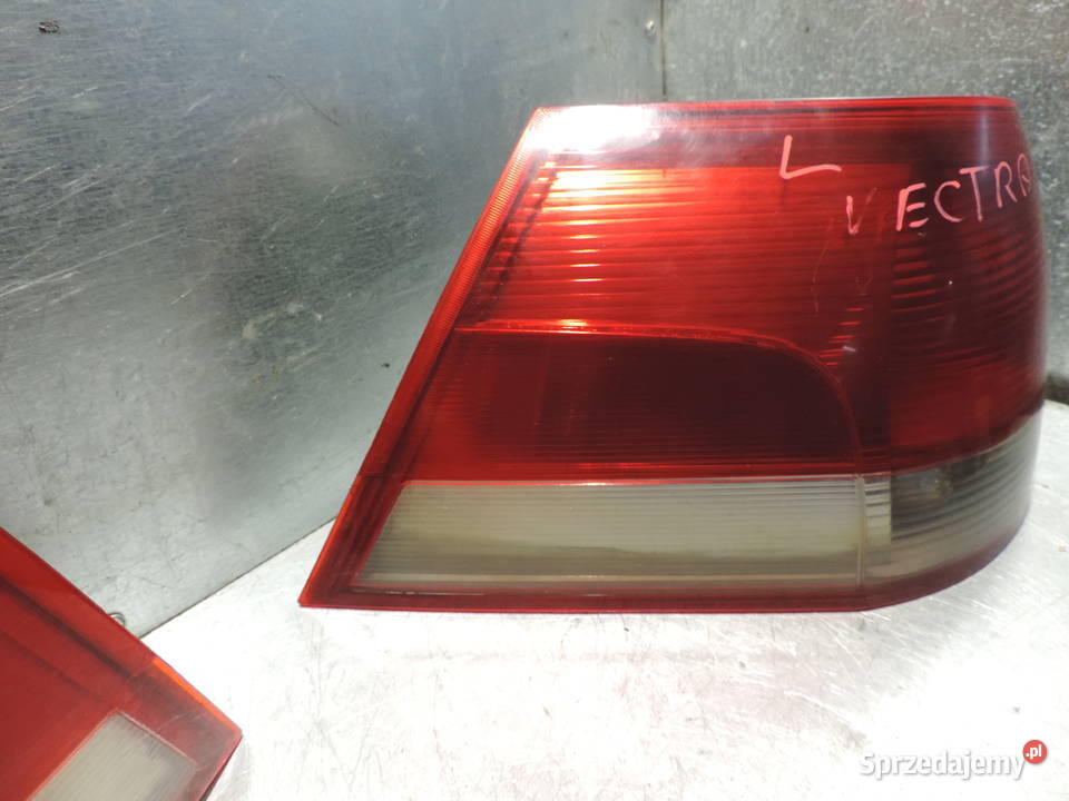 OPEL VECTRA C KOMBI LAMPA LEWY TYŁ Nowy Sącz