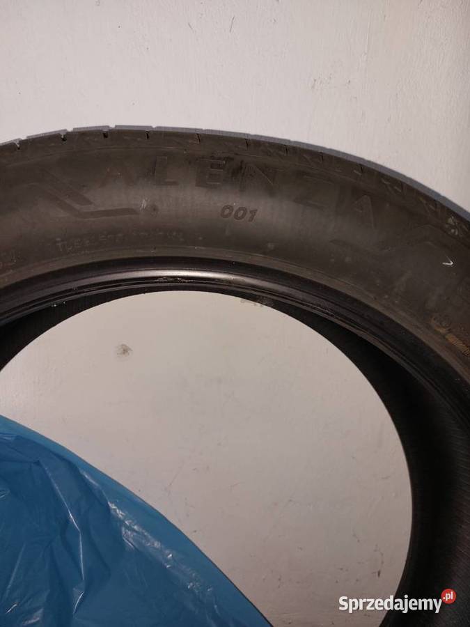 4 letnie Bridgestone Alienza 23550R20 104V
