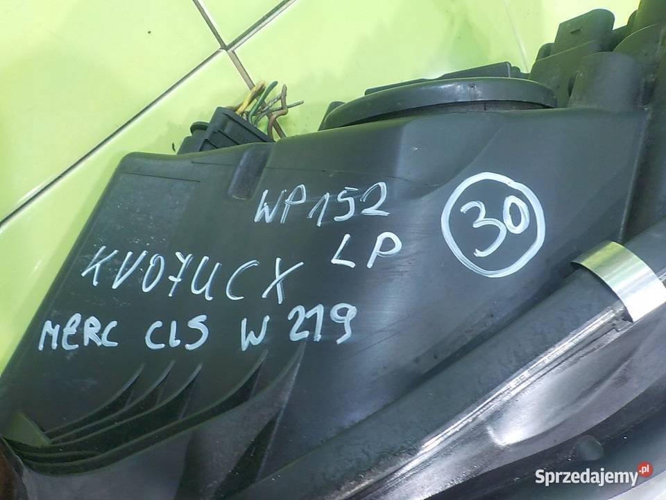 MERCEDES CLS W219 30 CDI AUT 07r COUPE 5D lampa sprzedam