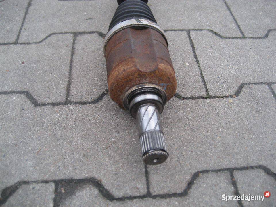 dacia duster lift 1317r 16 benzyna półośka lewa Rakoniewice