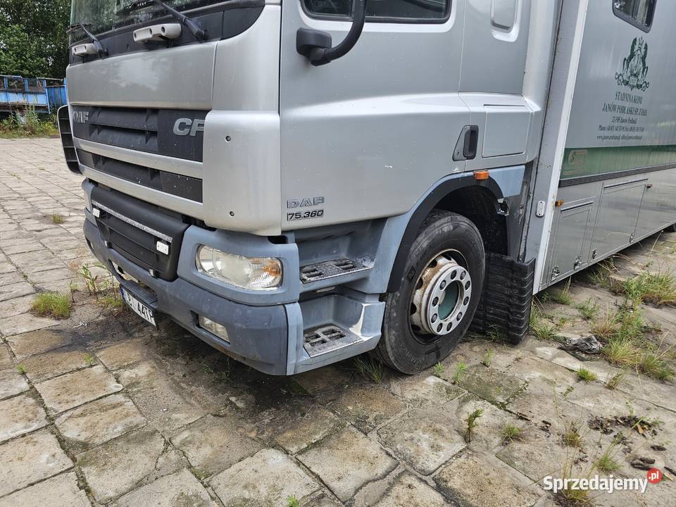 Samochód DAF FAR CF75360 Wygoda