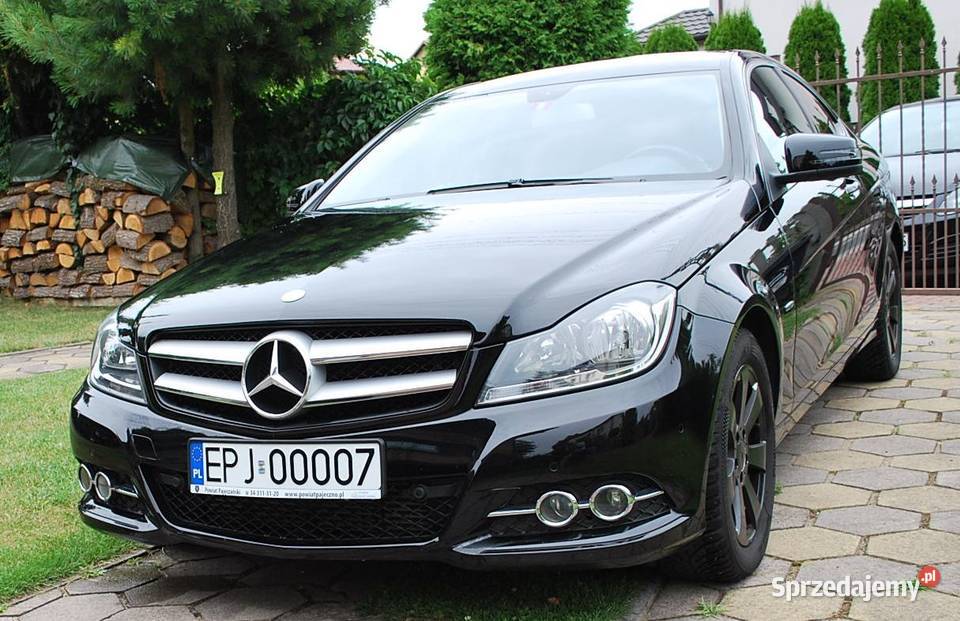 Mercedes Benz W204 cupe C180BlueEfficiency, Pakiet AMG