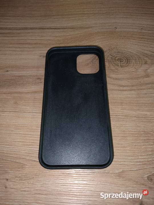Czarne etui do iPhone 2020 61