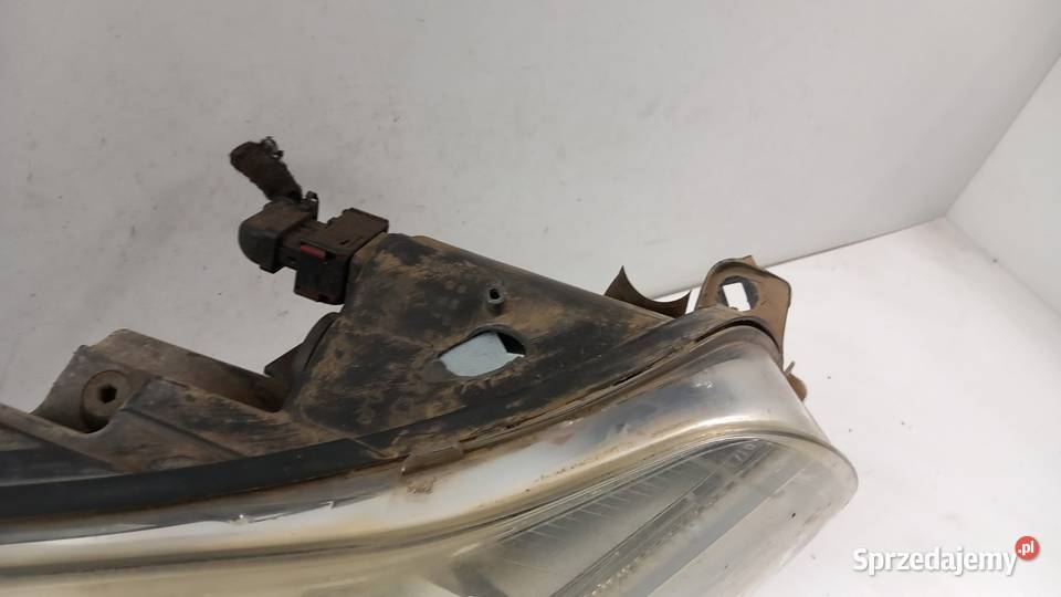 OPEL INSIGNIA A LAMPA PRZÓD PRAWA Zbierkowo