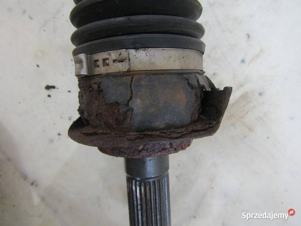 PÓŁOŚ PRAWY PRZÓD SUZKI SX4 SCROSS 16 4X4 SUZUKI sprzedam