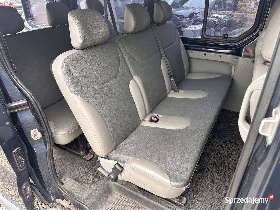 Renault Trafic 19 dci długi L2H1 klima hak 9