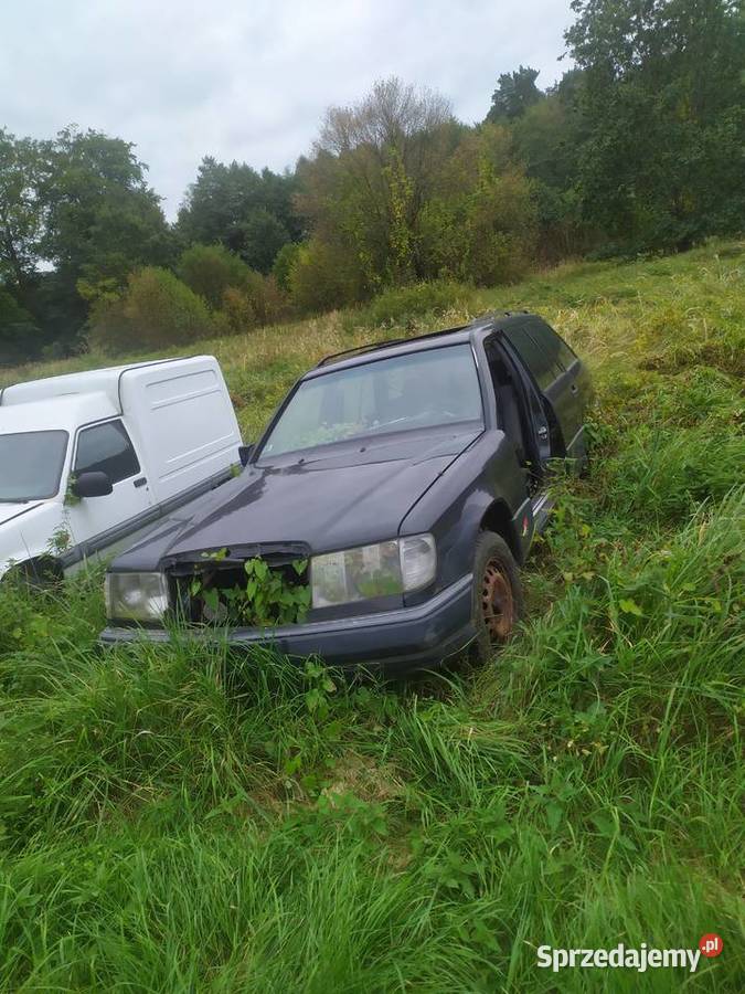 Mercedes W124 300D 2 sztuki