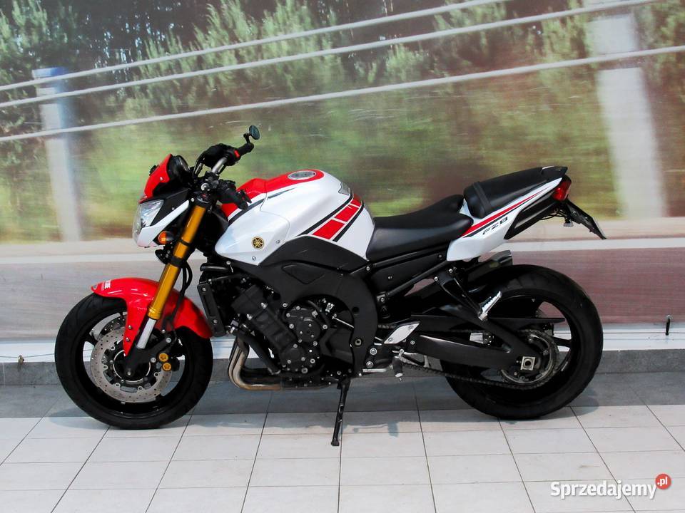 Yamaha FZ8N Niski przebieg 15000 Oferuję dowóz 800cm3 Kutno sprzedam