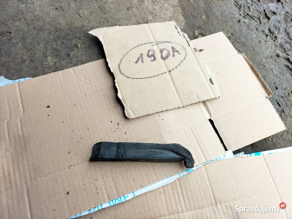 AUDI 80 B4 80B4 USZCZELKA BŁOTNIKA PRZÓD PRAWA