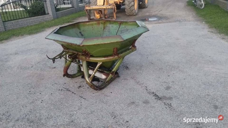 Rozsiewacz Amazona 400 Rucewo sprzedam