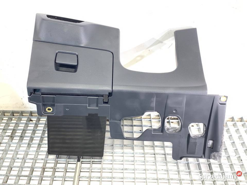 SCHOWEK KIEROWCY AUDI Q5 FY SUV 80B863075C PÓŁKA sprzedam