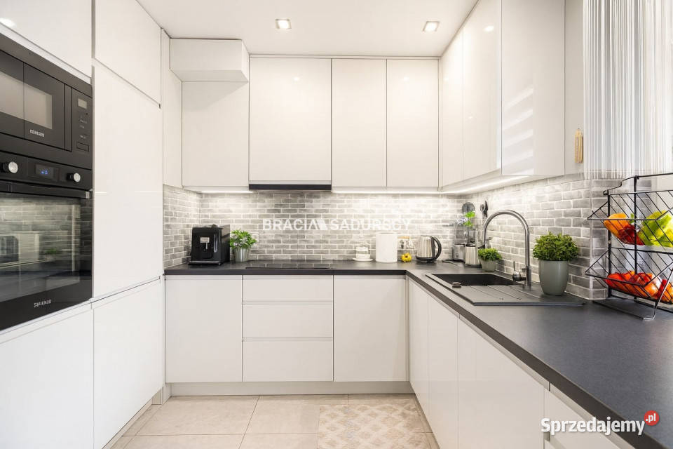 sprzedaży mieszkania 5032m2 3 pokojowe Nieruchomości Wieliczka