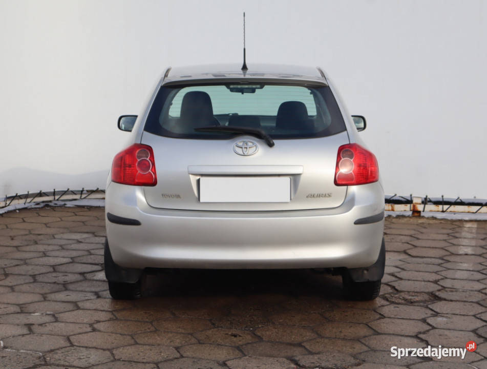 Toyota Auris 14 VVTi nieuszkodzony Auris Łódź sprzedam