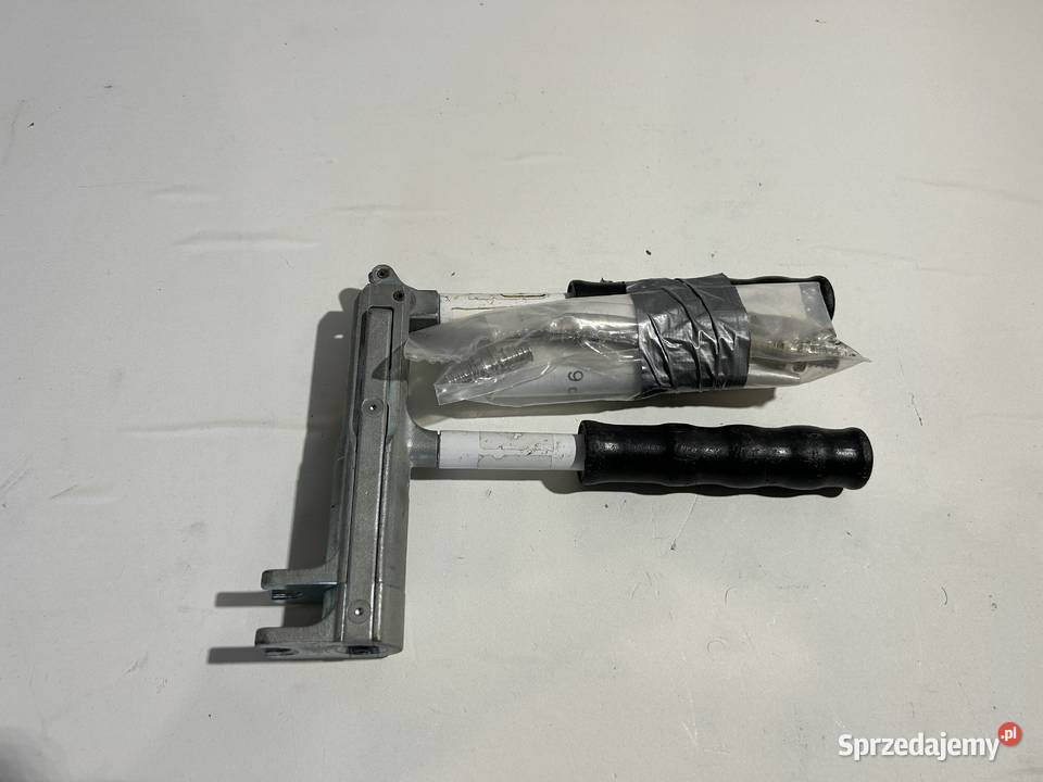 URZADZENIE PRASA RĘCZNA REHAU UPONOR Kraków