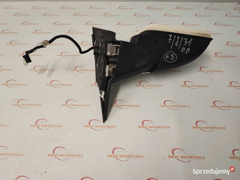 MERCEDES W204 09r lusterko prawe A20481060106