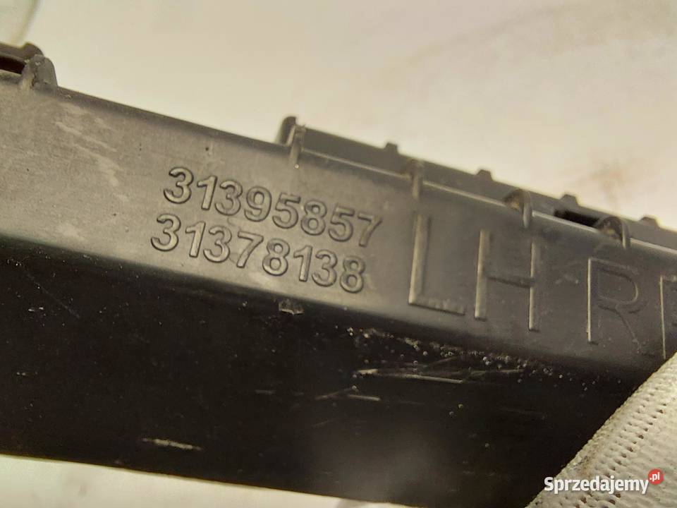 VOLVO XC90 II D5 Mocowanie listwy progowej tył