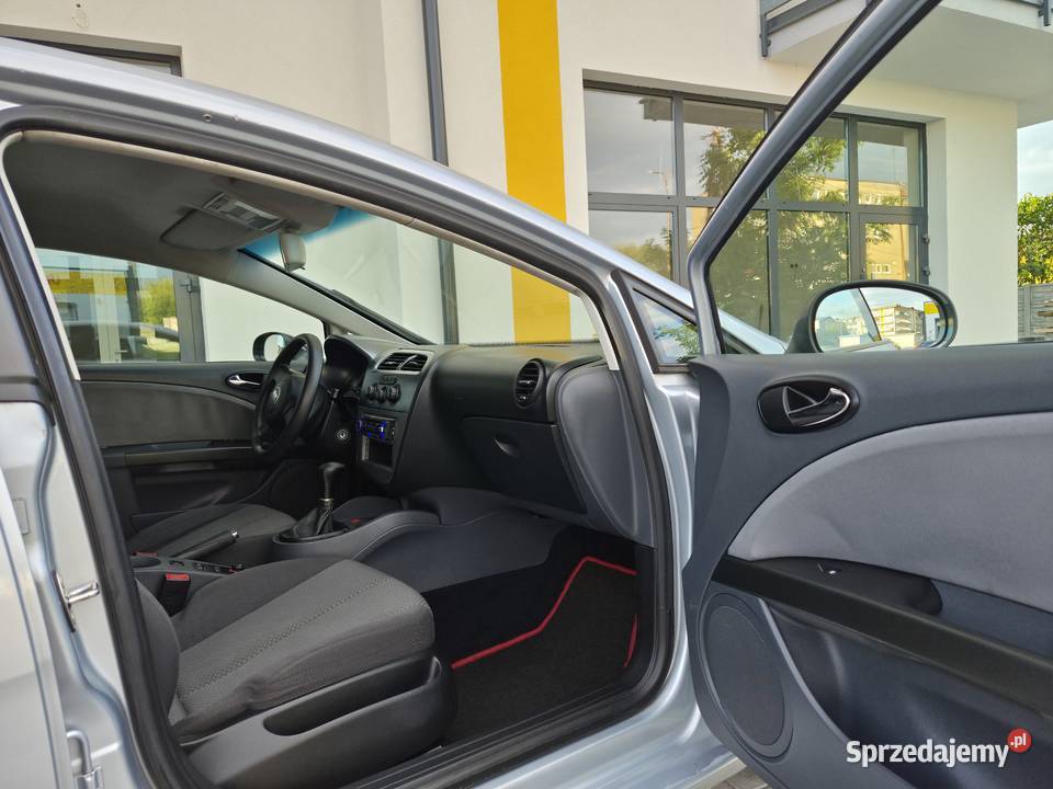 Seat Leon16 MPIZadbanyFelgi 18stkiNowe Opony Radomsko
