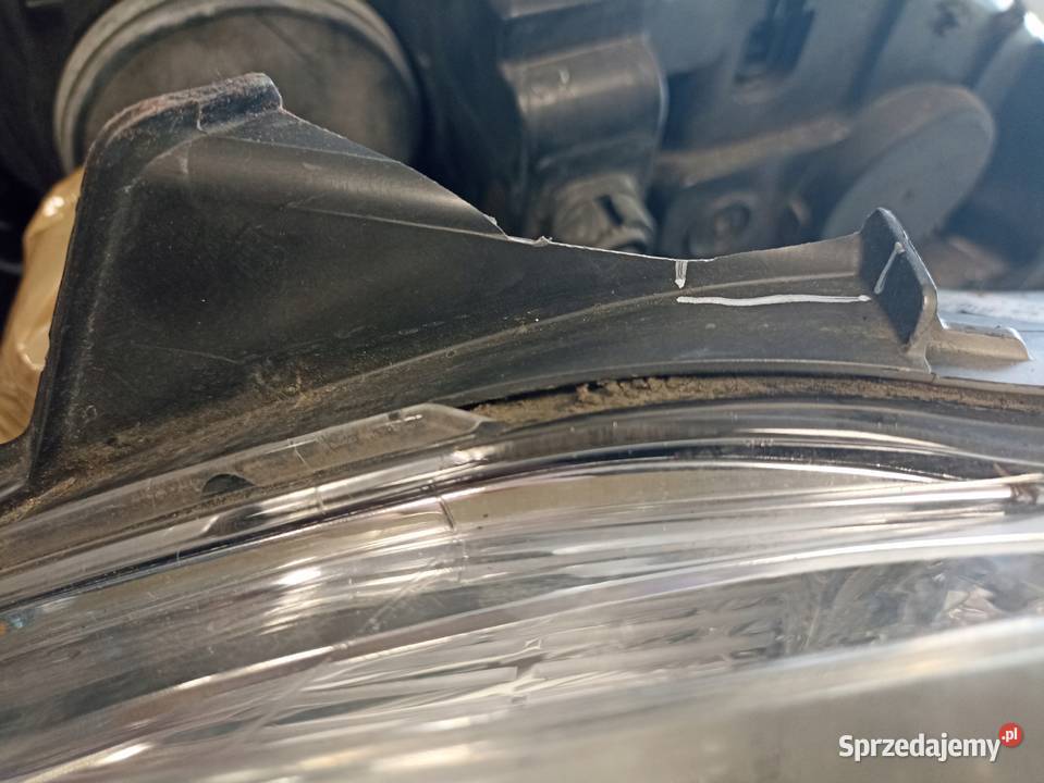 PEUGEOT 5008 I 16 HDI 09r 5D lampa lewa przod osobowe Suków