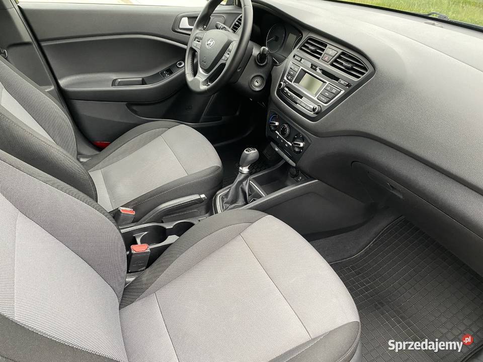 Hyundai i20 12MPI2017RSalonowy manualna podlaskie Białystok sprzedam