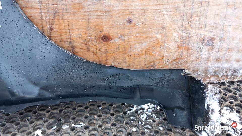FORD FIESTA MK7 BŁOTNIK PRZÓD LEWY D9 Zbierkowo