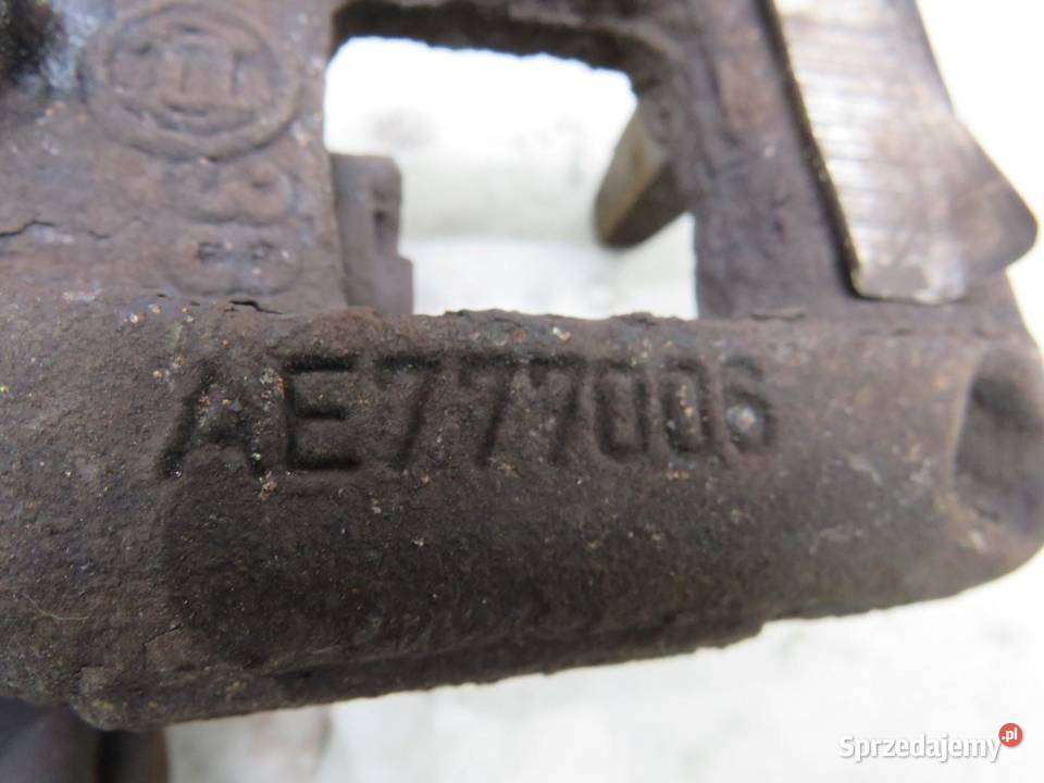 ZACISK HAMULCOWY LEWY TYŁ PEUGEOT 308 T9