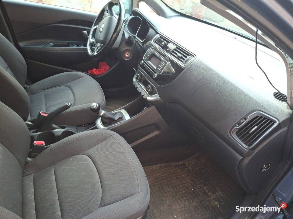 Kia Rio top 102015 12b83141000 lekko uszkodzona