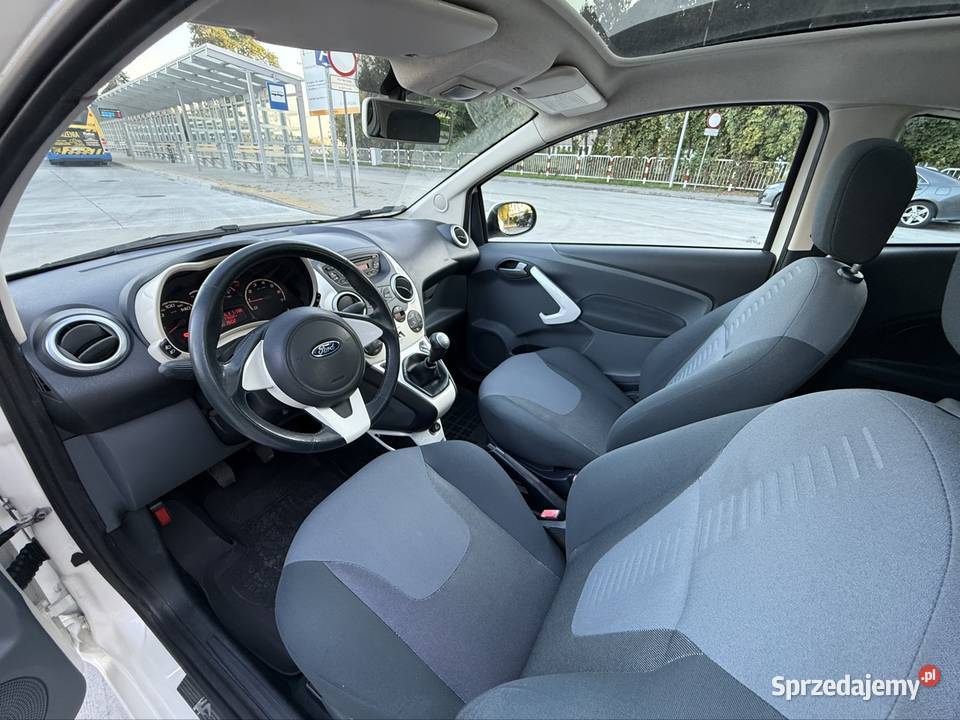 Ford Ka 2011 Titanium KRAJOWY 10 lat w jednych Hatchback Tarnów sprzedam