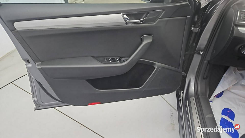 koda Superb 20 TDI SCR Ambition DSG Z Polskiego czujnik zmierzchu Warszawa