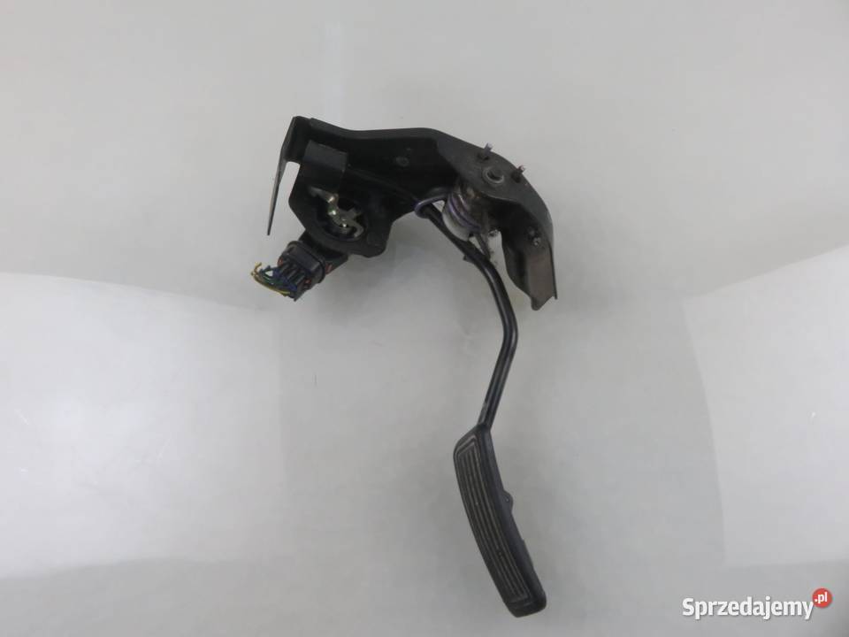 POTENCJOMETR GAZU TOYOTA COROLLA E12 14 D4D