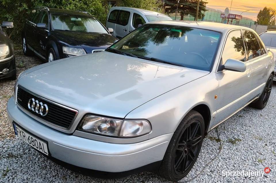 Audi A8 D2 42 v8 Strzałkowo