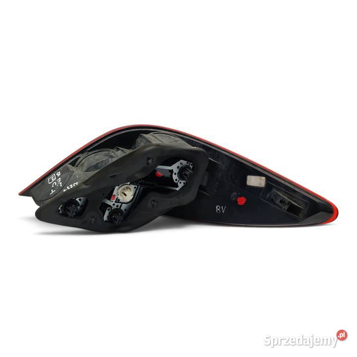 LAMPA LEWA Mercedes R W251 20052009 tylna tylni