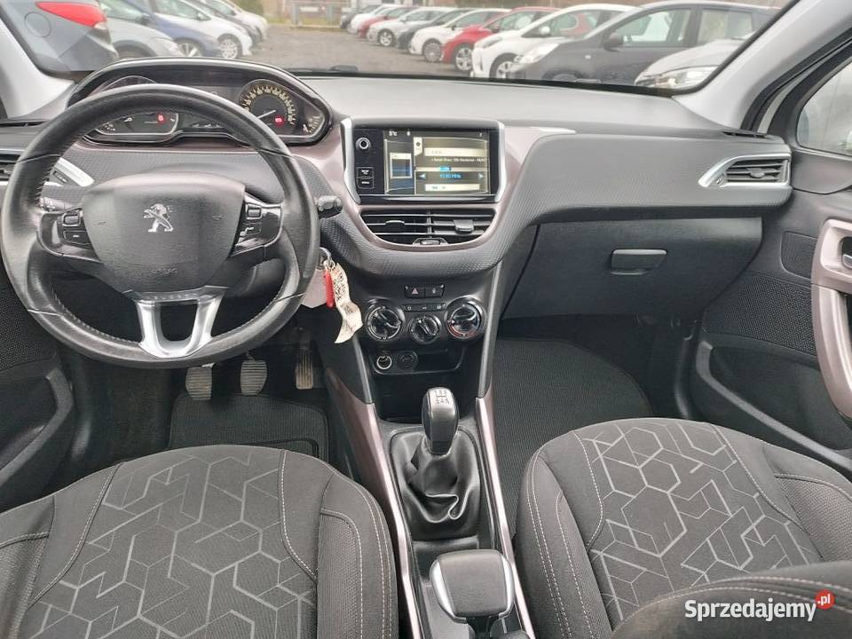 Peugeot 2008 12 vvti 82 stan niski przebieg 82KM 2008 sprzedam